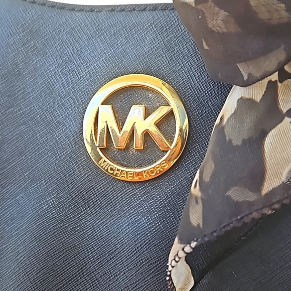 Black Michael Kors Bag - Picture 5 of 10